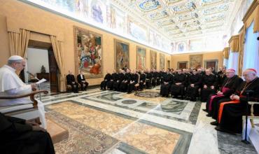 En la vida religiosa la autoridad es servicio, no dominio: papa León XIV