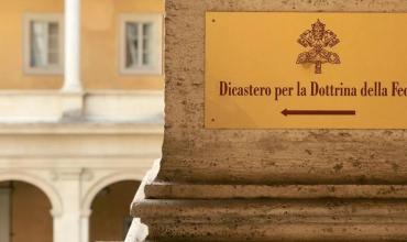 El Vaticano podría añadir el “abuso espiritual” a los delitos en la ley de la Iglesia Católica