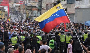 Diálogo y participación para superar la situación en Venezuela: Santa Sede