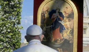 Papa Francisco: Al rezar se abre el corazón al Espíritu Santo que "te cambia la vida"