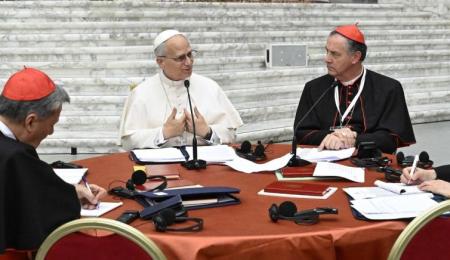 Escuchar, conversar y luego programar: en su primer consistorio extraordinario, León XIV expuso su propio estilo de gobierno