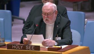 Que una paz justa y duradera ponga fin a la trágica guerra en Ucrania: monseñor Gallagher